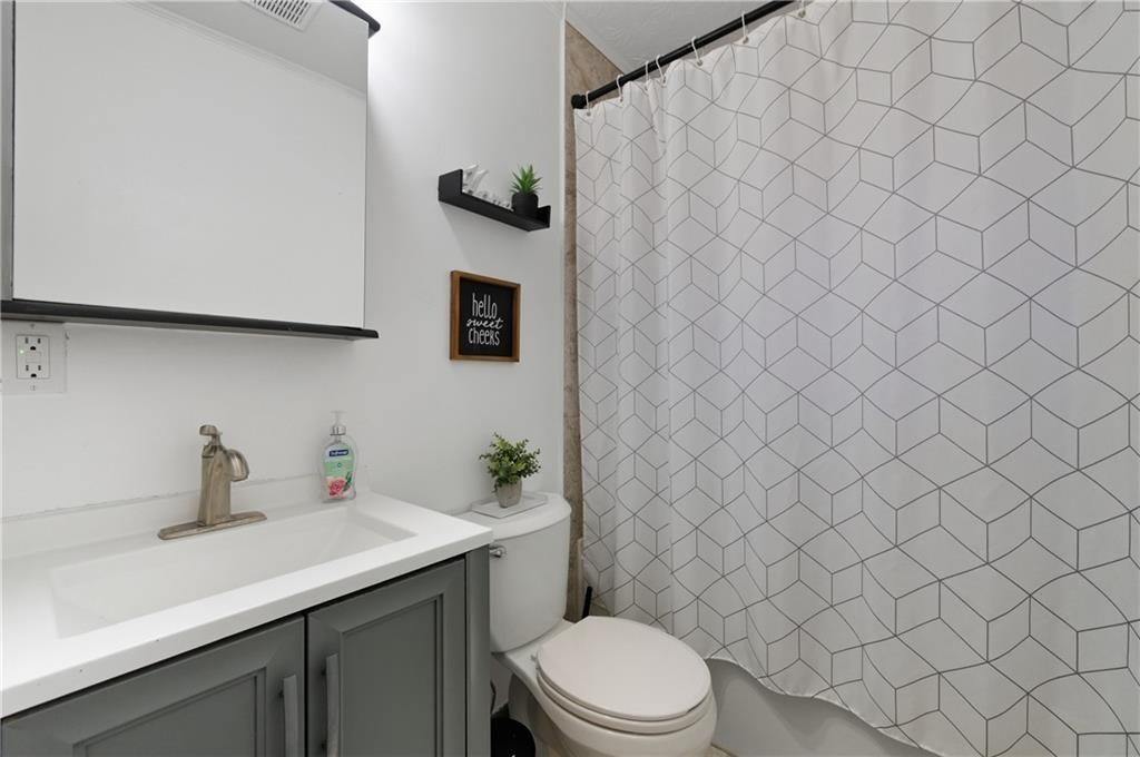 1454 Helen Lane Southwest Atlanta, GA 30331 - Photo 18 of 25