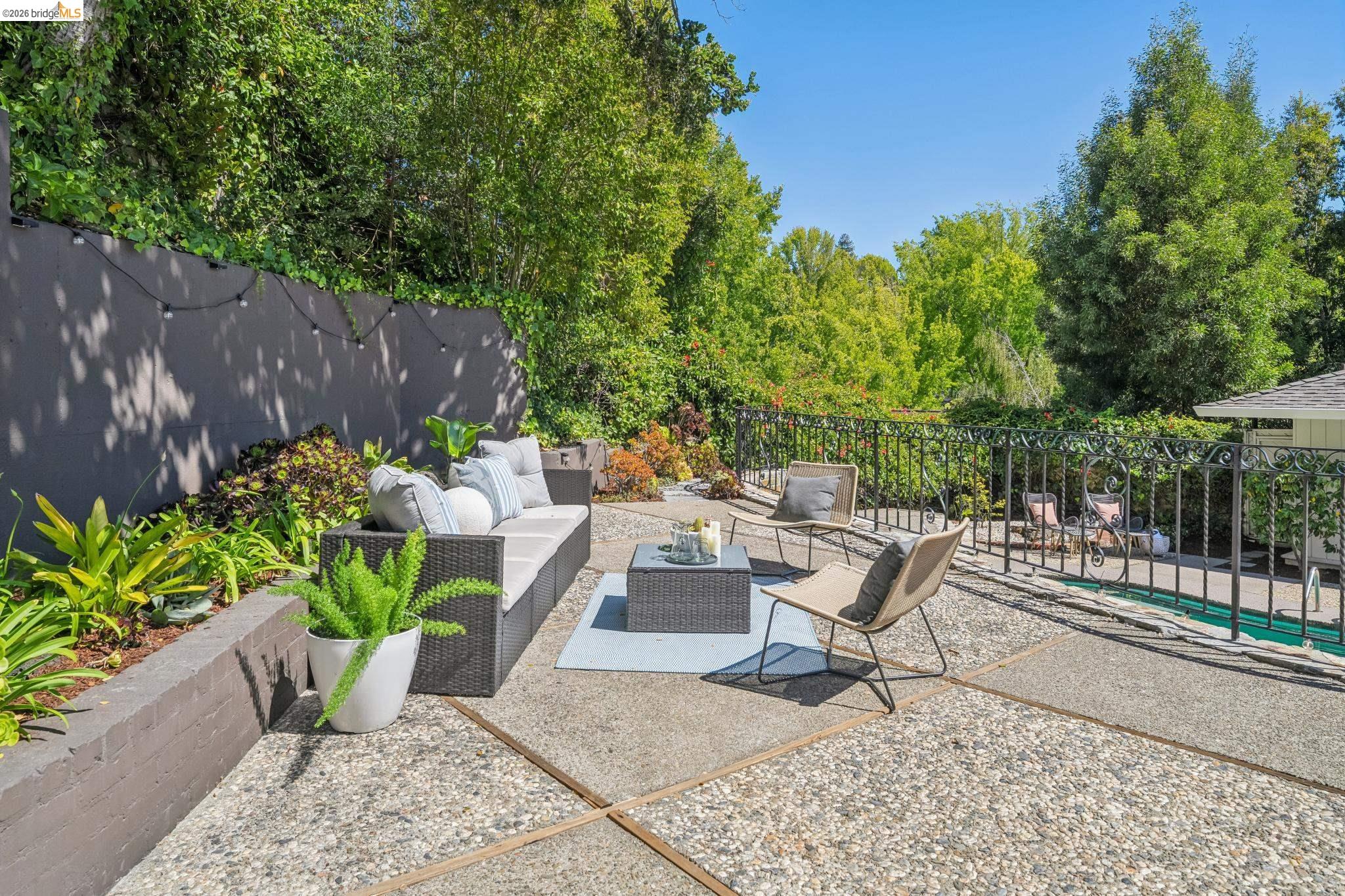 11 Huntleigh Road Piedmont, CA 94611 - Photo 47 of 55
