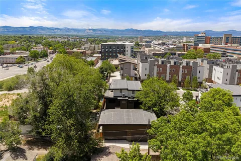 an aerial view of multiple house