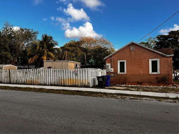 $415,000 | 1023 North 25th Avenue, Hollywood, FL 33020