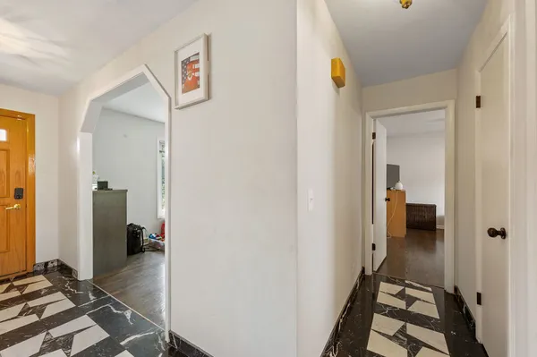 $449,000 | 9740 Linn Avenue, Schiller Park, IL 60176