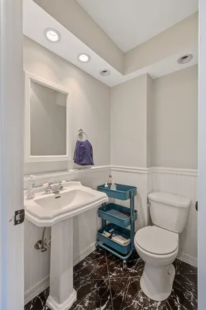 $449,000 | 9740 Linn Avenue, Schiller Park, IL 60176