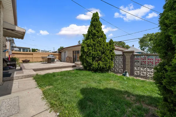 $449,000 | 9740 Linn Avenue, Schiller Park, IL 60176