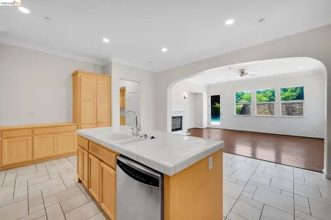 $975,000 | 2397 Boulder Street, Brentwood, CA 94513