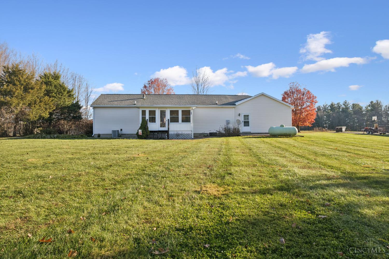 1689 Eckmansville Road West Union, OH 45693 - Photo 3 of 32