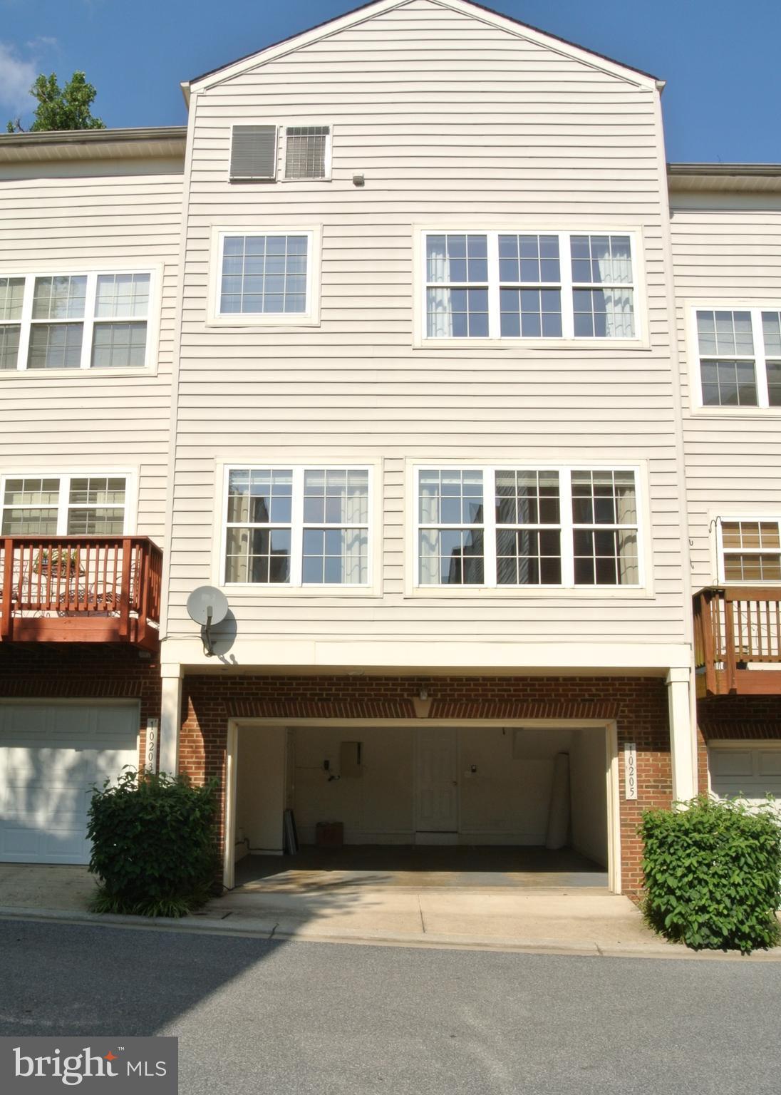 10205 Brighton Ridge Way, Unit 89 Columbia, MD 21044 - Photo 9 of 30 2 Car Garage