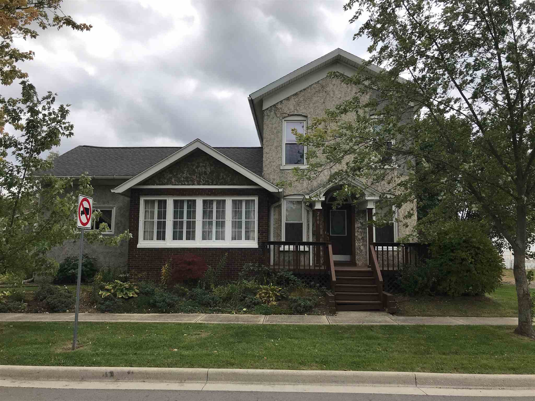 200 East Oak Street Butler, IN 46721 - Photo 1 of 25