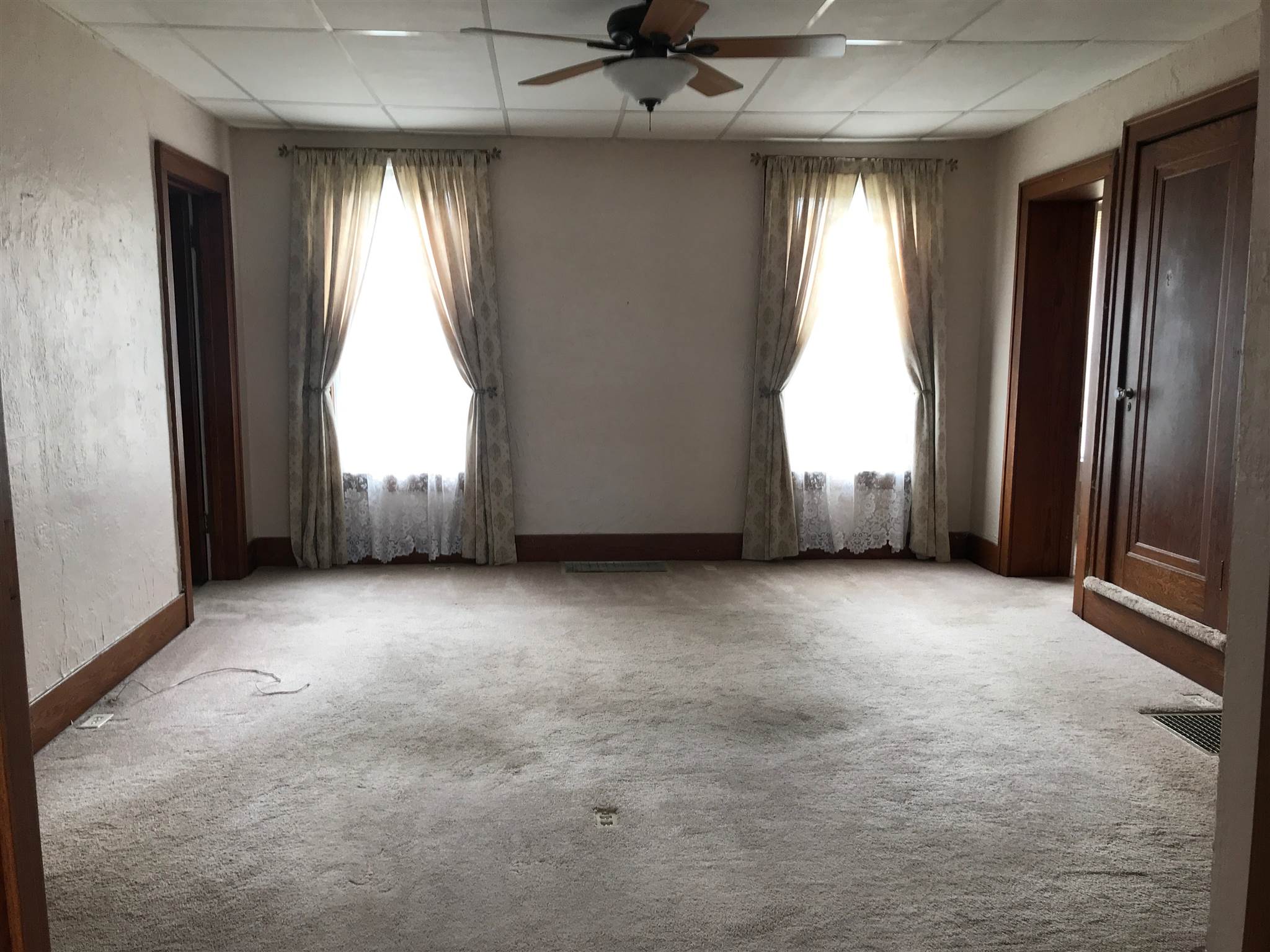 200 East Oak Street Butler, IN 46721 - Photo 7 of 25