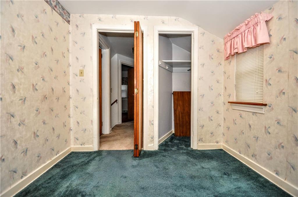 1944 Bower Hill Road Pittsburgh, PA 15243 - Photo 17 of 23 wooden floor in a gallery