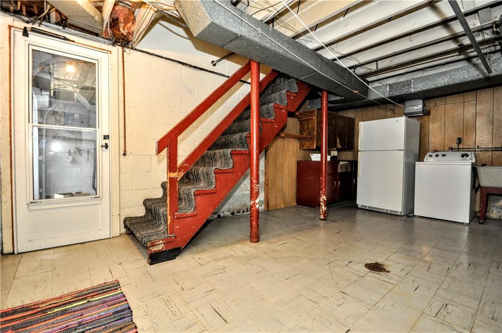 1944 Bower Hill Road Pittsburgh, PA 15243 - Photo 21 of 23 a utility room with dryer and washer