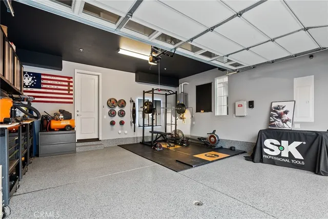 $624,999 | 15185 Ridge Lane, Fontana, CA 92336