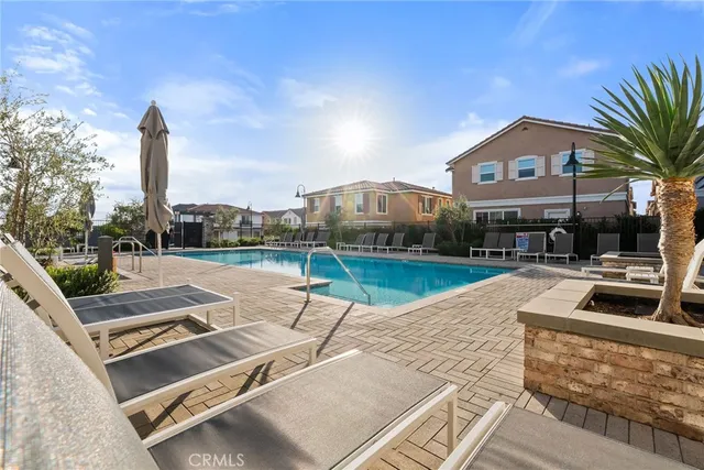 $624,999 | 15185 Ridge Lane, Fontana, CA 92336