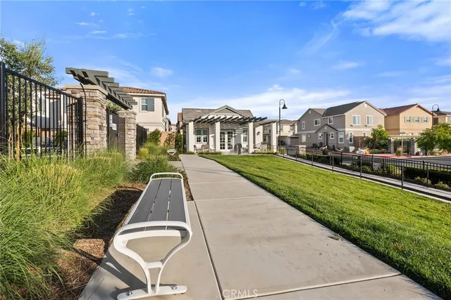 $624,999 | 15185 Ridge Lane, Fontana, CA 92336