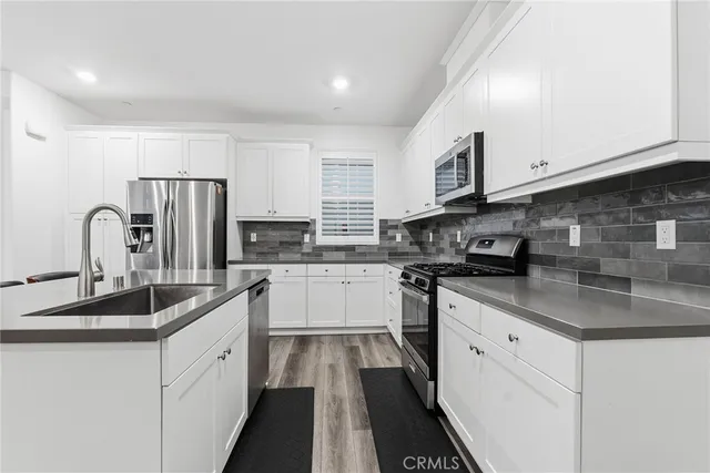 $624,999 | 15185 Ridge Lane, Fontana, CA 92336