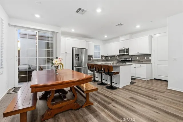 $624,999 | 15185 Ridge Lane, Fontana, CA 92336