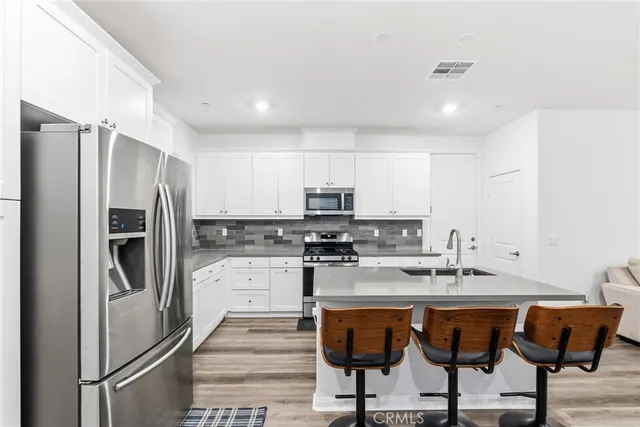 $624,999 | 15185 Ridge Lane, Fontana, CA 92336