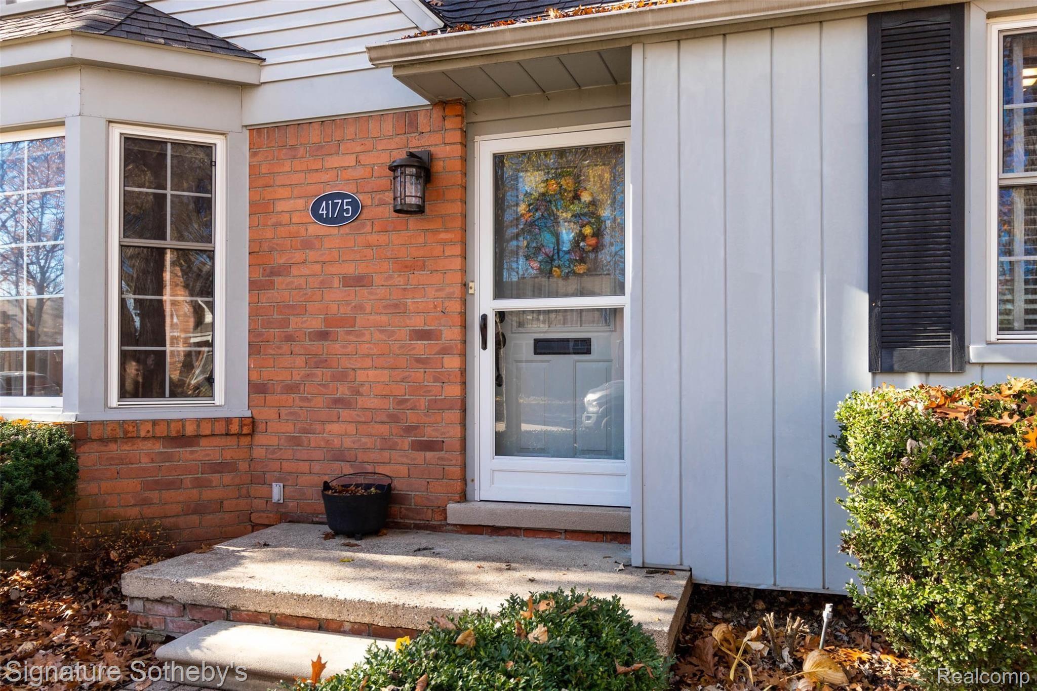 4175 Kenmore Road Berkley, MI 48072 - Photo 4 of 44 4.jpg