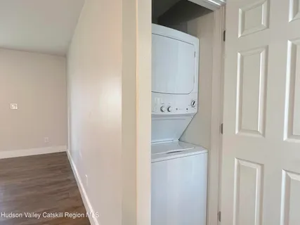 $775,000 | 230 New York 32 Street North, New Paltz, NY 12561