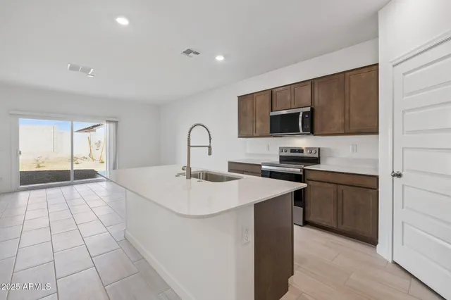 $449,975 | 1454 South 241st Avenue, Buckeye, AZ 85326