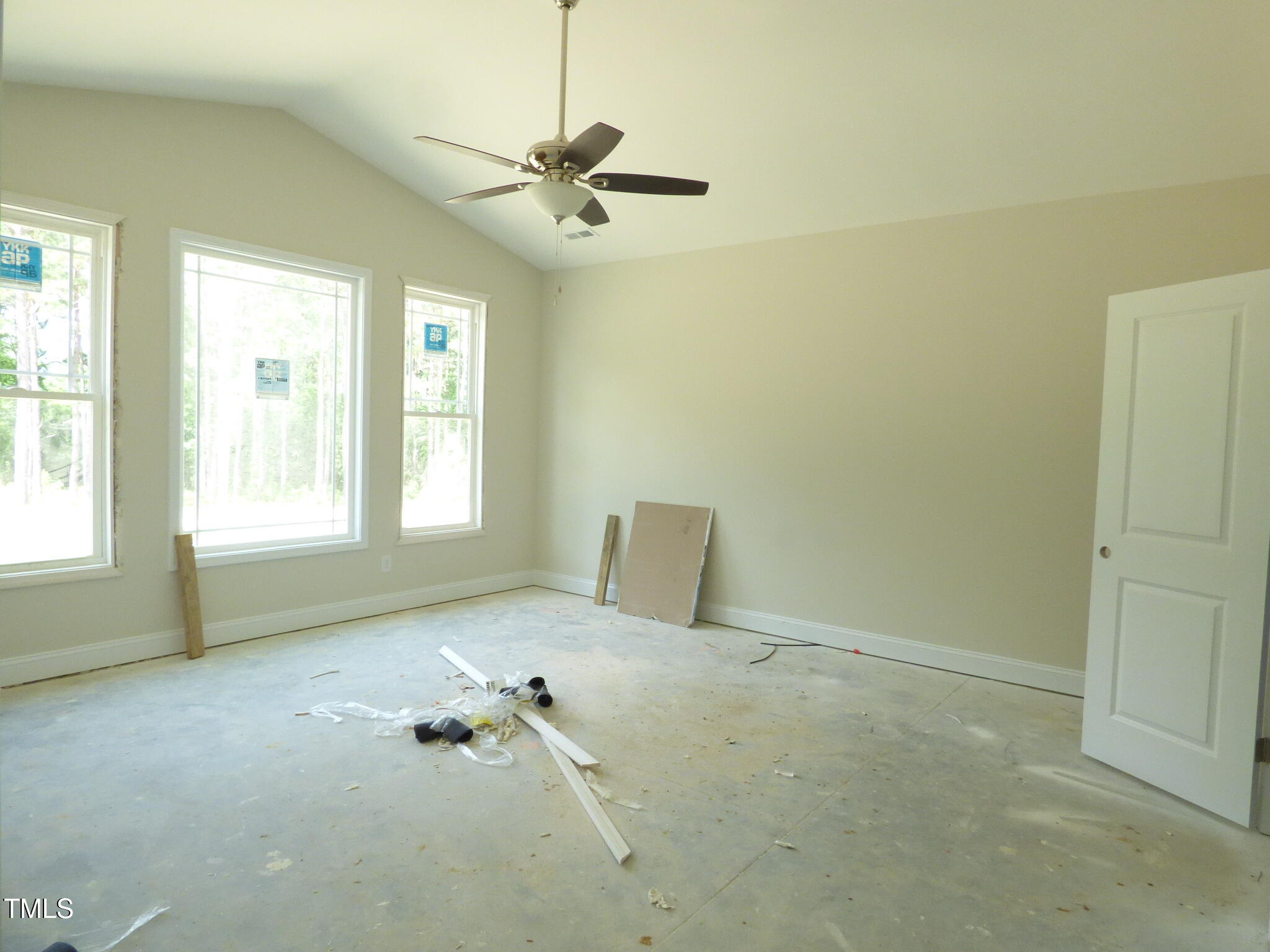 802 Shadetree Road Benson, NC 27504 - Photo 17 of 29 P1120039