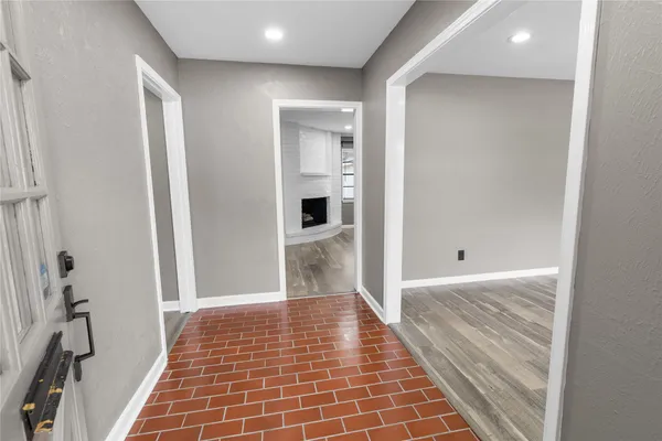 $2,395 | 302 Shadow Creek Drive, El Lago, TX 77586