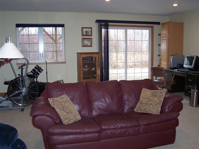 927 6th Street Proctor, MN 55810 - Photo 7 of 8 Gallery Image 7
