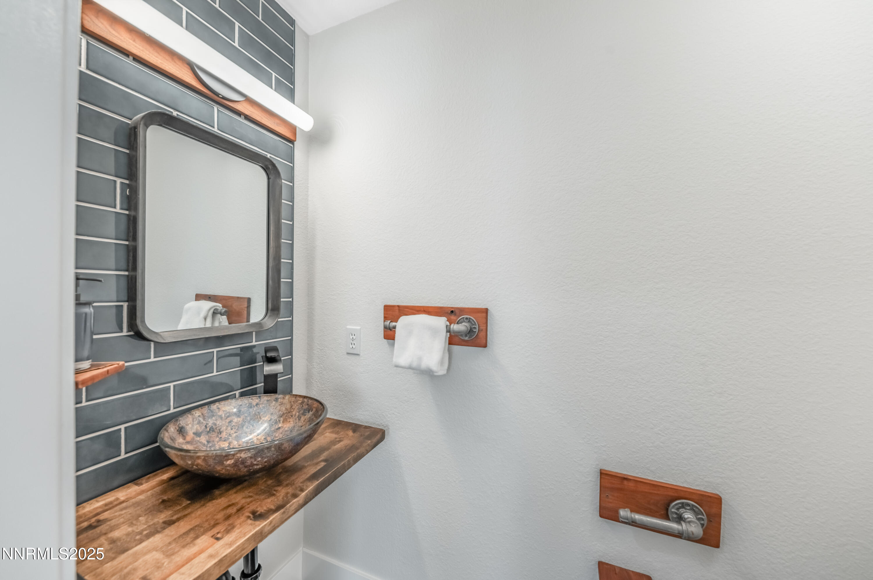 3332 Deer Ridge Court Reno, NV 89509 - Photo 44 of 61 D-1059