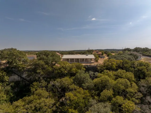 $875,000 | 25048 River Road, Spicewood, TX 78669