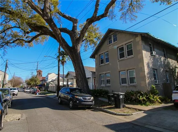 $650,000 | 709-711 General Pershing Street, New Orleans, LA 70115