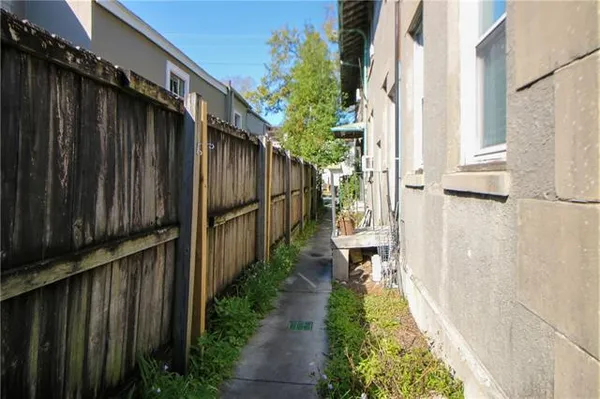 $650,000 | 709-711 General Pershing Street, New Orleans, LA 70115