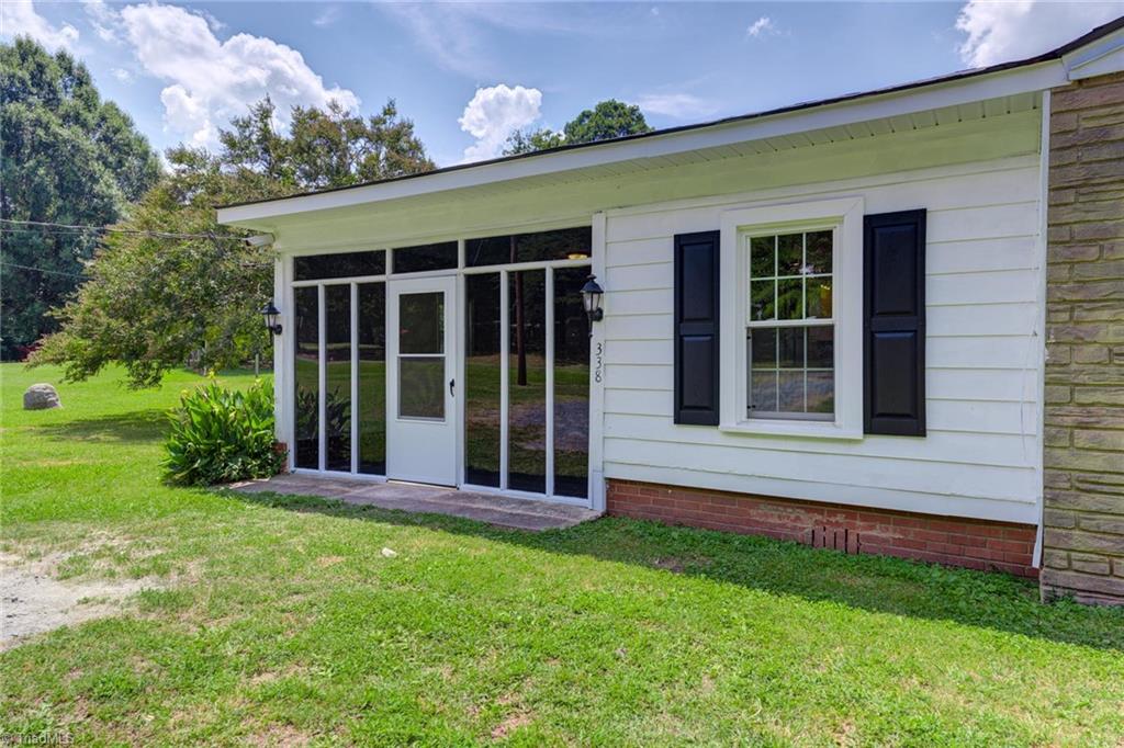 338 Foxfire Road Asheboro, NC 27205 - Photo 5 of 31 Gallery Image 5