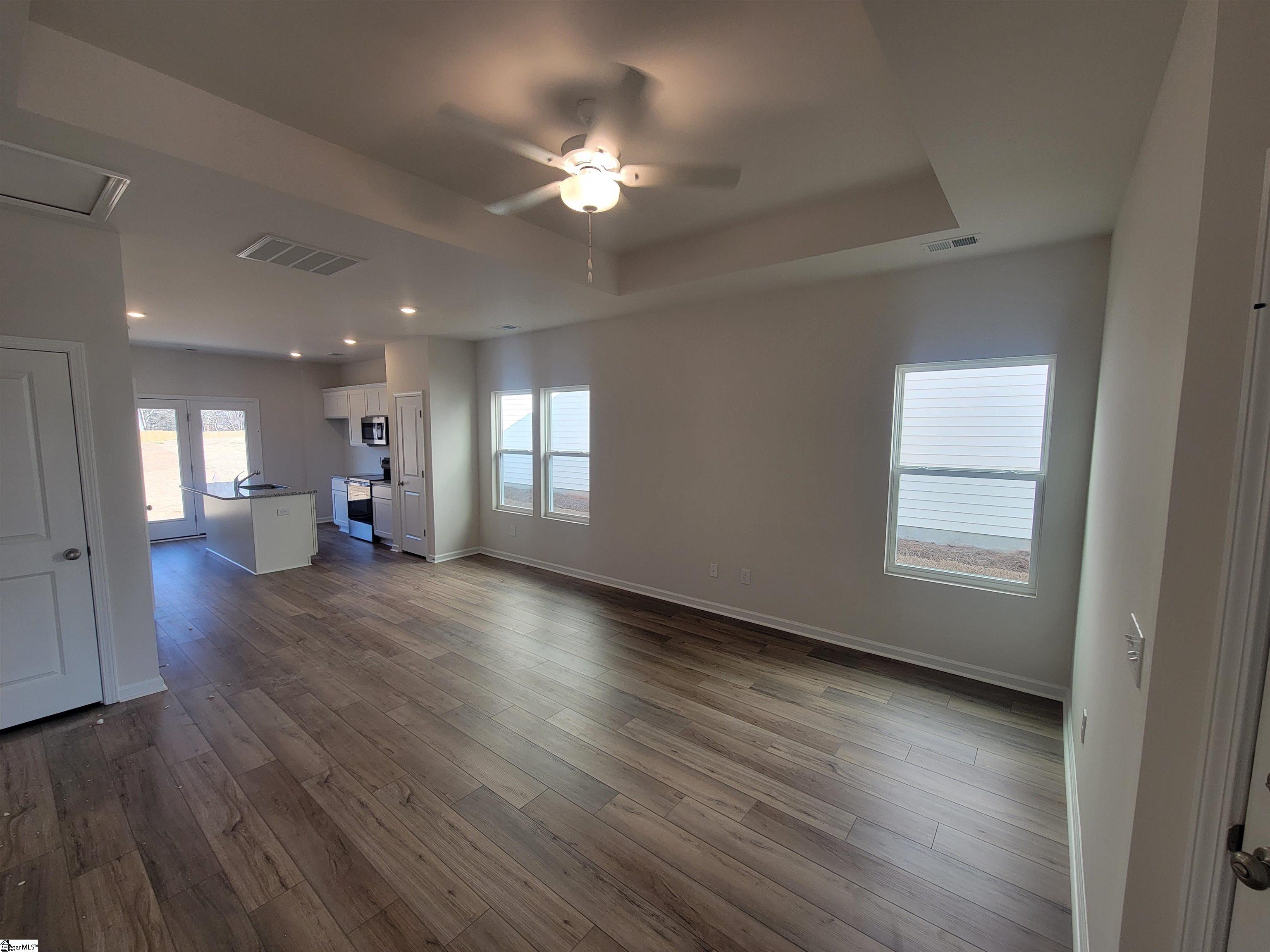 2321 Mill Loop Spartanburg, SC 29301 - Photo 3 of 9