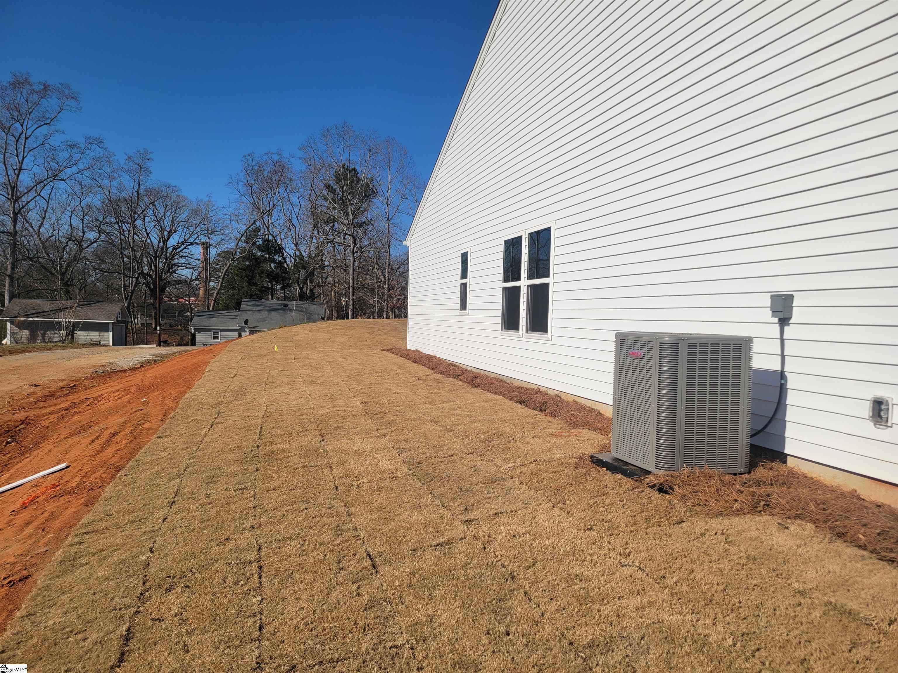 2321 Mill Loop Spartanburg, SC 29301 - Photo 7 of 9