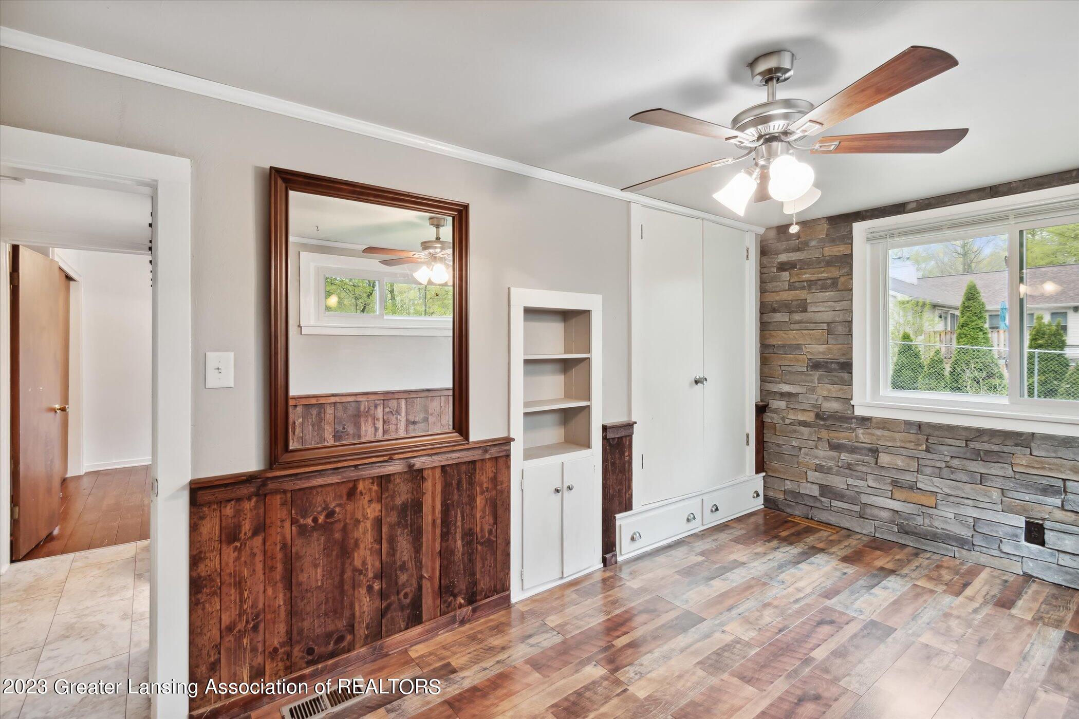 3318 West Howell Road Mason, MI 48854 - Photo 22 of 53 29-3318-W-Howell-Rd-Mason-MI-48854-Windo