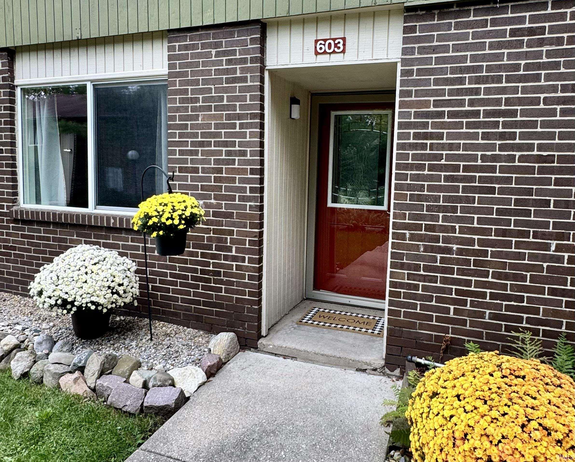 2500 Topsfield Road, Unit 603 South Bend, IN 46614 - Photo 1 of 31 Gallery Image 1