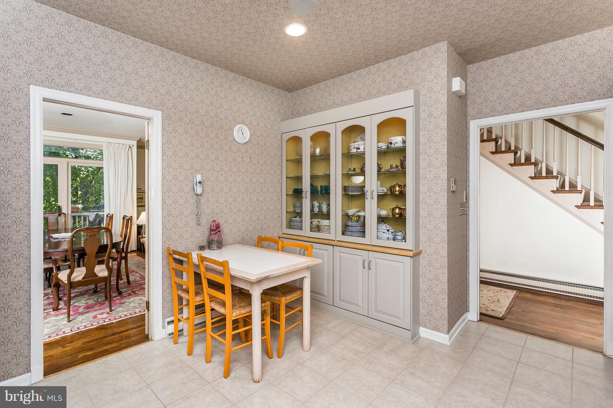 8015 Strauff Road, Unit 12 Baltimore, MD 21204 - Photo 19 of 62 Eat-in Kitchen