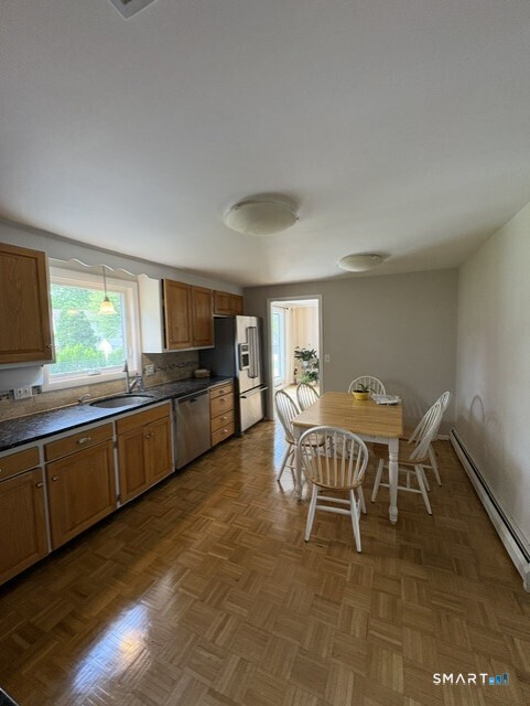 17 Lancaster Road Cromwell, CT 06416 - Photo 4 of 18
