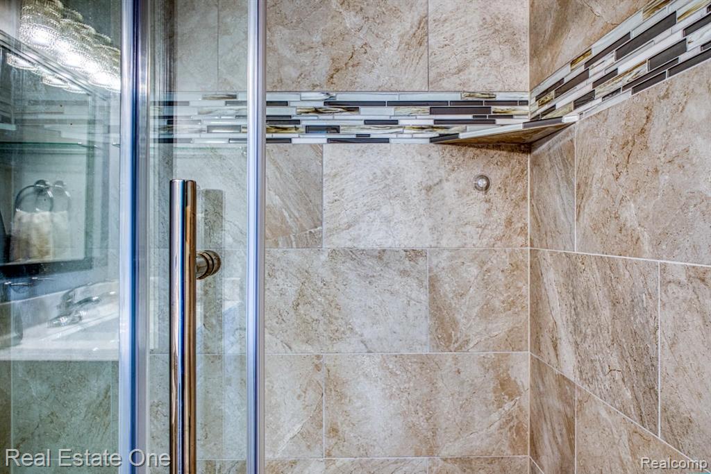 1698 Snowden Circle Rochester Hills, MI 48306 - Photo 19 of 27