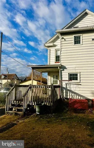 $169,500 | 117 North 4th Street, Lehighton, PA 18235