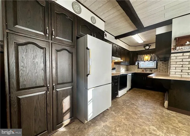 $169,500 | 117 North 4th Street, Lehighton, PA 18235