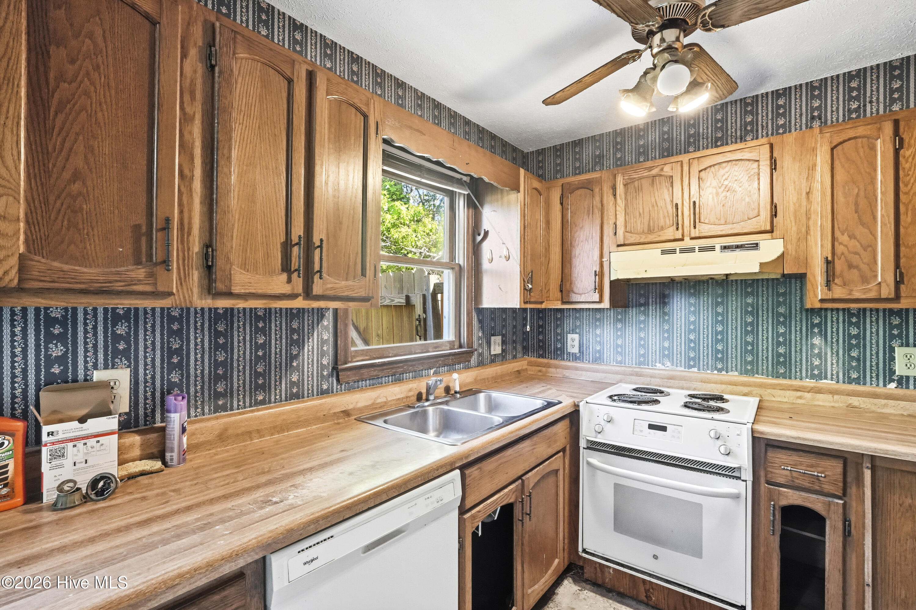 5100 Masonboro Loop Road Wilmington, NC 28409 - Photo 17 of 60 5100_masonboro_loop_rd_wilmington_nc_284