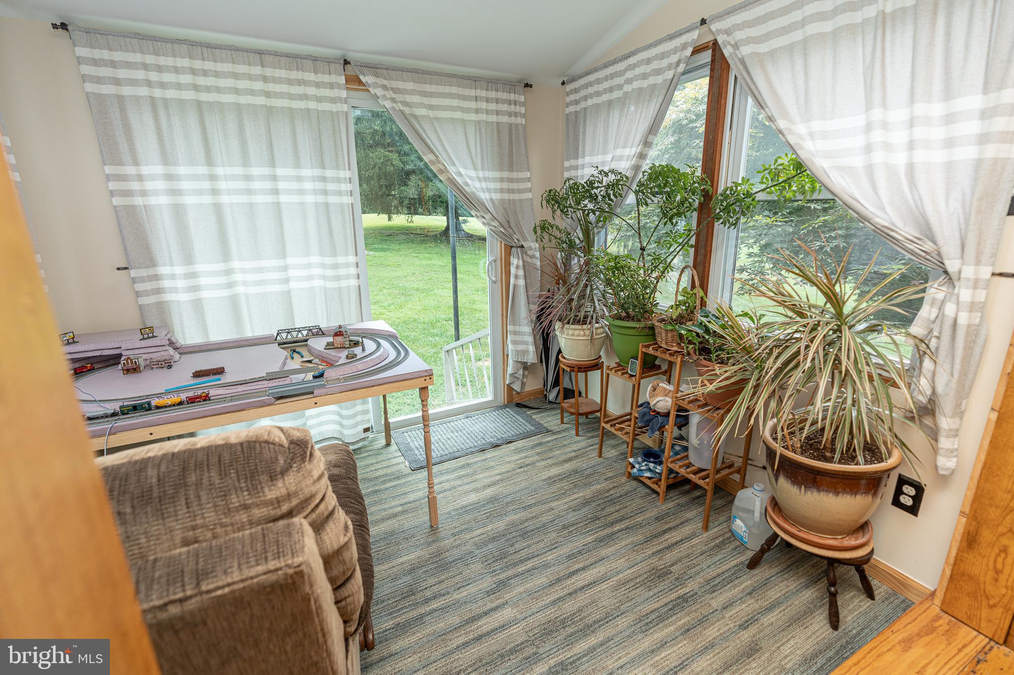 621 Plumtree Road Bel Air, MD 21015 - Photo 17 of 44 Sun/Florida Room