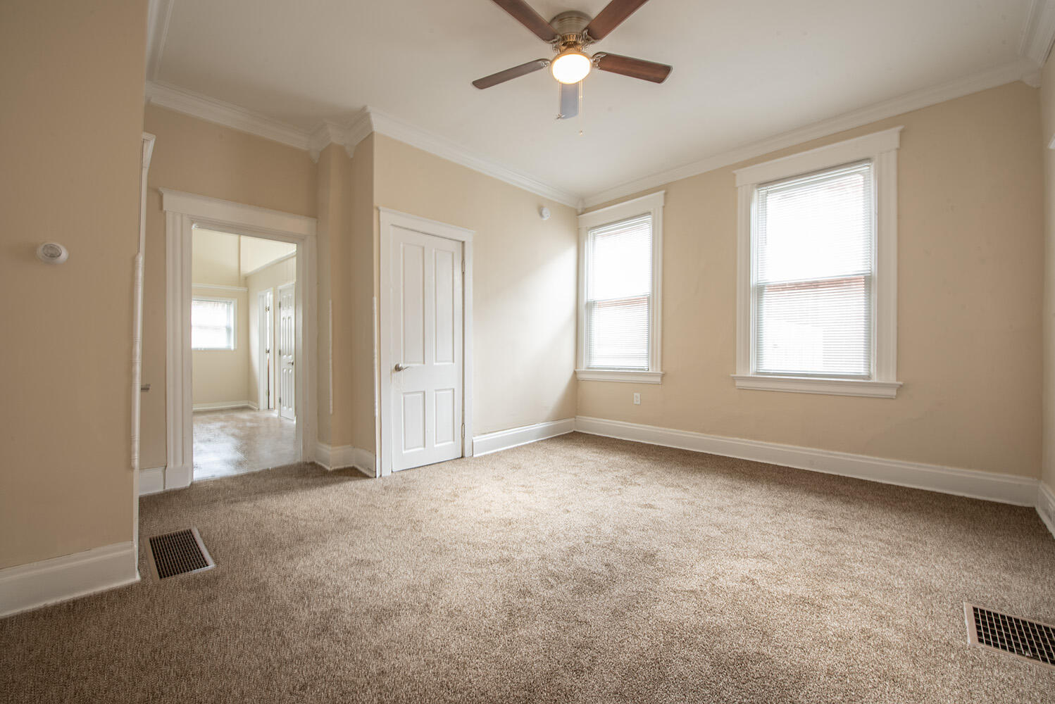 1920 Russell Street Covington, KY 41014 - Photo 6 of 16 Gallery Image 6