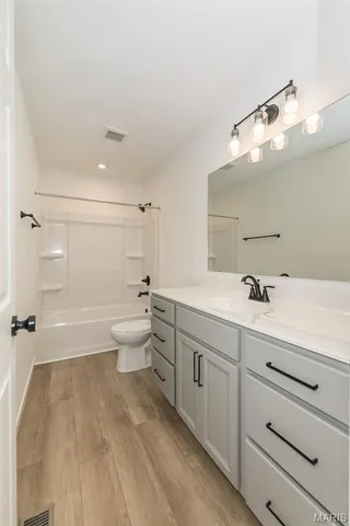 $534,900 | 215 Townshead Way, O'Fallon, MO 63368