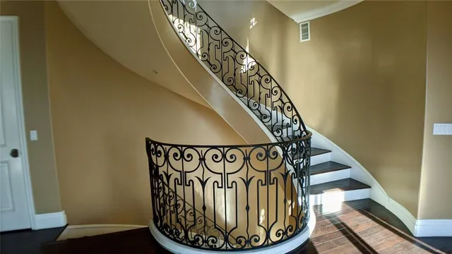 $3,000,000 | 4430 Rosebank Drive, La Canada Flintridge, CA 91011