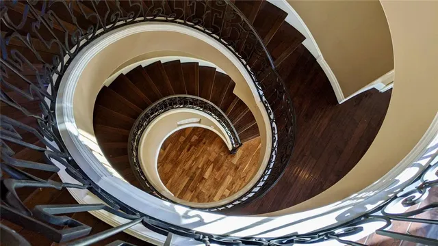 $3,000,000 | 4430 Rosebank Drive, La Canada Flintridge, CA 91011