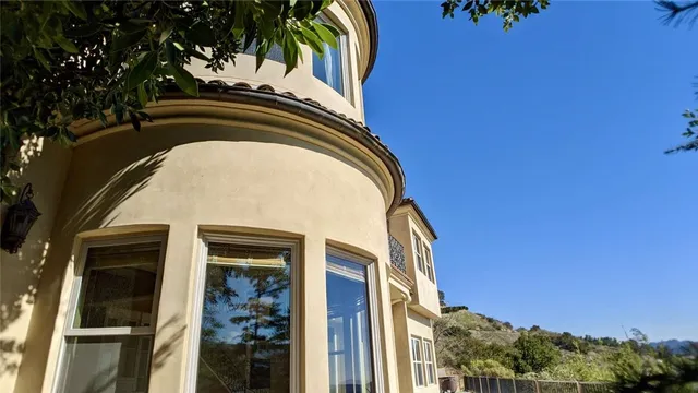 $3,000,000 | 4430 Rosebank Drive, La Canada Flintridge, CA 91011