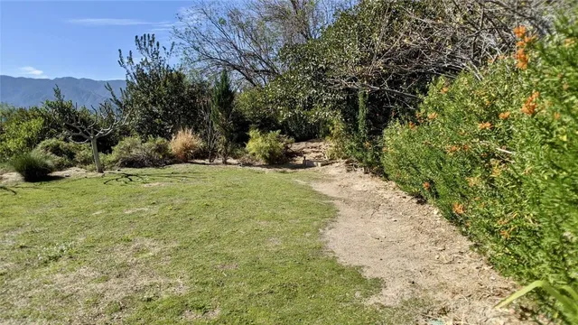 $3,000,000 | 4430 Rosebank Drive, La Canada Flintridge, CA 91011