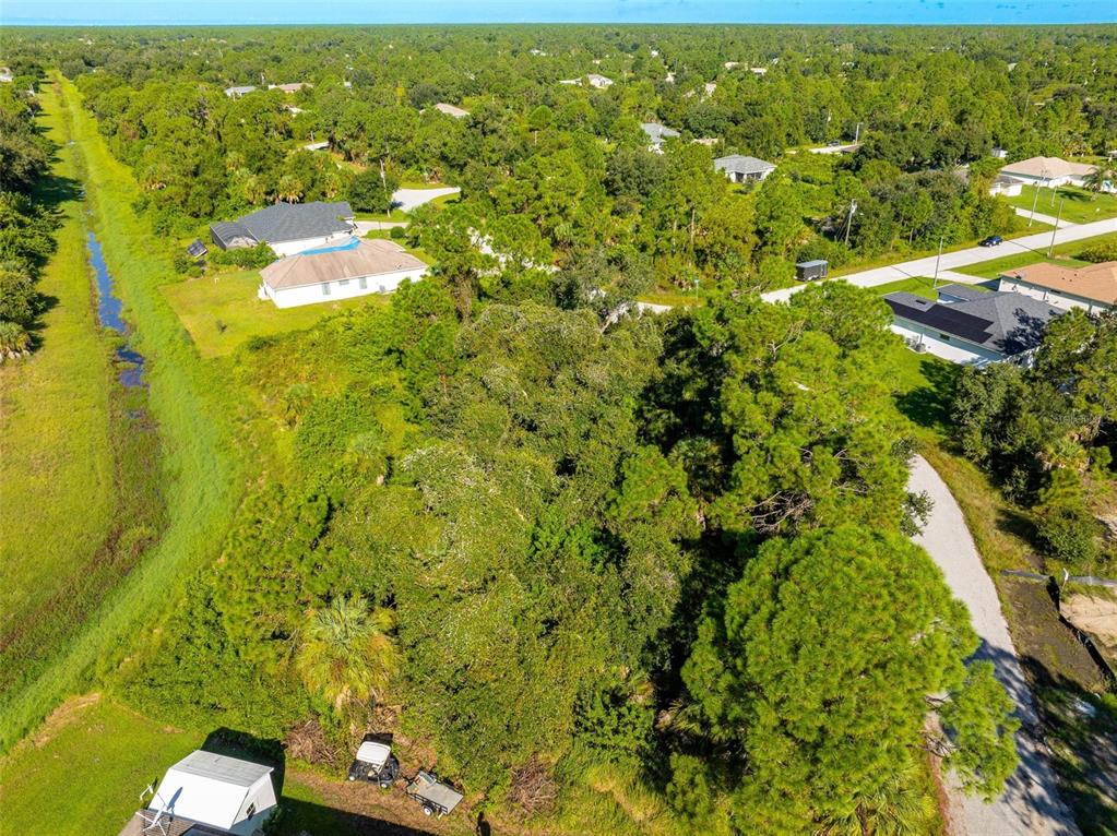 6465 Ohio Rd Port North Port, FL 34291 - Photo 28 of 34 a view of a city