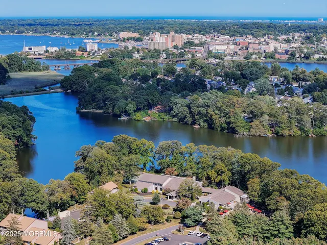 $429,000 | 50 Friendship Court, Red Bank, NJ 07701